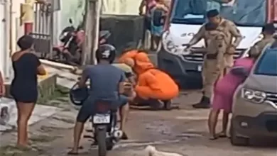 Mulher cai de 1° andar de imóvel e alega que foi empurrada por companheiro