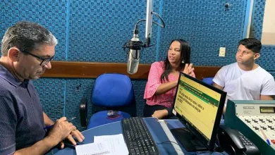 Em entrevista, Chefe de Gabinete coordenador do Mercado falam sobre manutenção e requalificação da feira livre de Santo Amaro. Foto: Reprodução/Ascom Santo Amaro