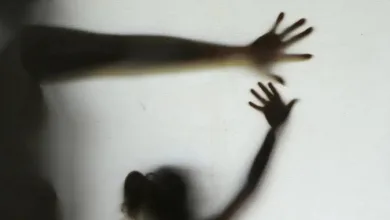 Mulher é suspeita agredir o próprio filho; PM agiu para impedir linchamento. Foto: Reprodução| Elza Fiúza / Agência Brasil