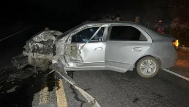 Acidente entre caminhão e carro de passeio deixa uma criança ferida na BR-101 - Foto: Reprodução/Radar News