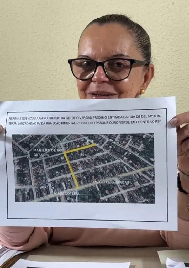 Prefeita explicou o projeto da obra que será realizada para resolver oacúmulo de água na Av. Getúlio Varga - Foto: Reprodução/Vídeo