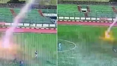 Atleta sofreu uma parada cardíaca e foi retirado do campo às pressas - Foto: Reprodução