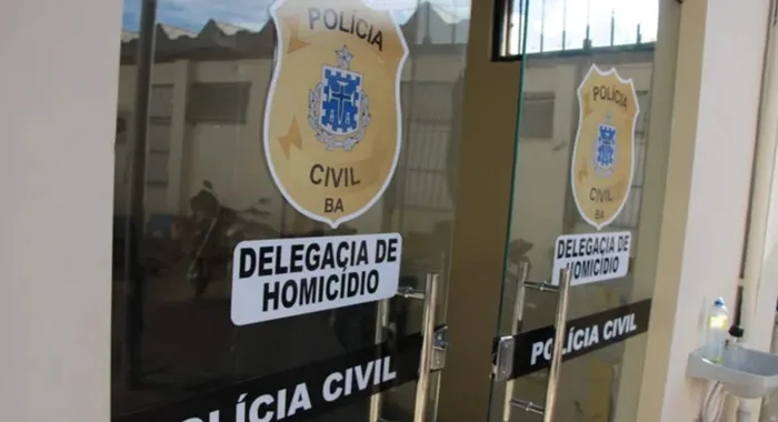 Idosa morre após ser atingida por bala perdida em ponto de ônibus. Foto: Ascom/PC
