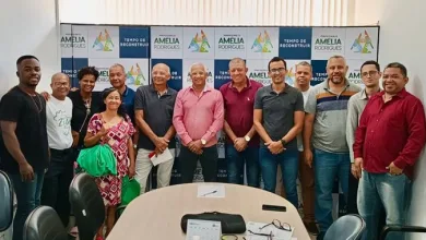 Prefeito de Amélia Rodrigues se reúne com líderes religiosos para organizar celebração do Dia do Evangélico 2024- Foto: Reprodução/ Ascom