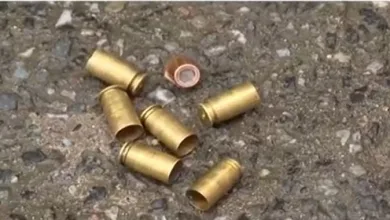 Adolescente de 15 anos é baleada durante troca de tiros em Salvador — Foto: Reprodução/TV Bahia