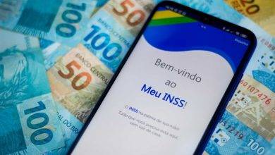 INSS paga segunda parcela do 13º a quem recebe acima do mínimo - Shutterstock
