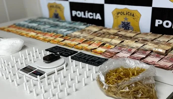 Operação contra o tráfico apreende drogas e R$ 180 mil - Foto: Ascom / Polícia Civil
