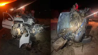 Carros envolvidos no acidente ficaram completamente destruídos — Foto: Reprodução/ 17°BBM