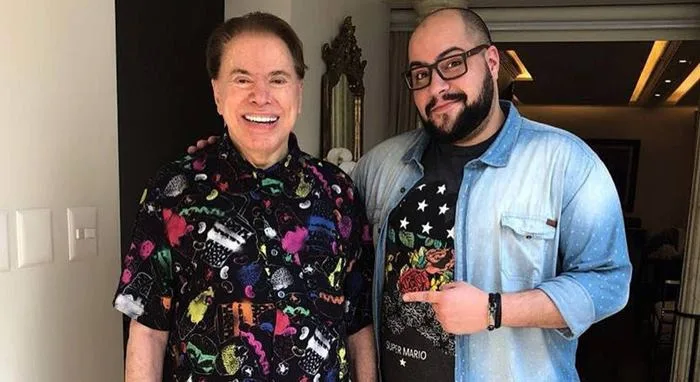 Tiago Abravanel atualiza estado de saúde de Silvio Santos e torce: 'Com fé, ele vai sair dessa' - Foto: Reprodução/Instagram