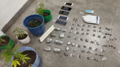 PM apreende drogas, munições e carro roubado em Feira de Santana- Foto: Divulgação / Polícia Militar