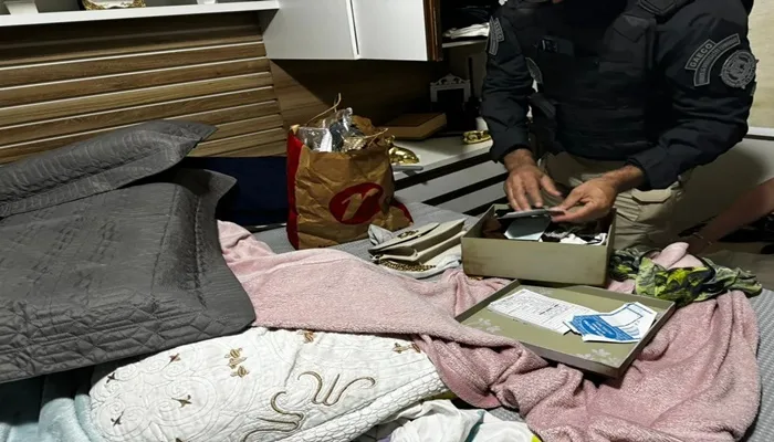 Equipes da Gaeco e PM cumpriram mandados de busca e apreensão na casa do suspeito - Foto: Divulgação | MP-BA