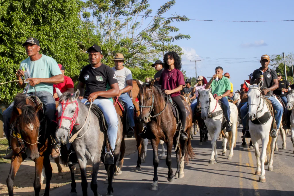  4ª edição da Cavalgada do Grupo Respeita as Vaqueiras em Amélia Rodrigues- Foto: Fala Genefax
