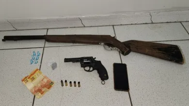 Armas e drogas são apreendidas durante operação da 97ª CIPM em Santanópolis- Foto: Reprodução/ Ascom PM