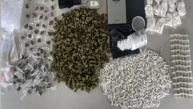Polícia Militar apreende materiais utilizados no tráfico e grande quantidade de drogas- Foto: Divulgação/ PM