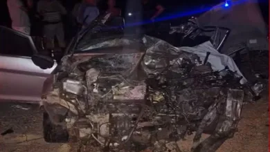 Carro de família que morreu em rodovia na Bahia ficou destruído- Foto: Reprodução/PRE