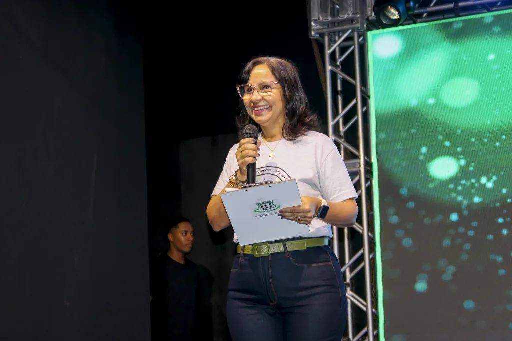 Cleuma Almeida, diretora do Centro Educacional Atenas- Foto: Fala Genefax