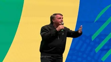 Jair Bolsonaro discursa em evento do PL, em Brasília — Foto: Reprodução/ Kevin Lima/g1