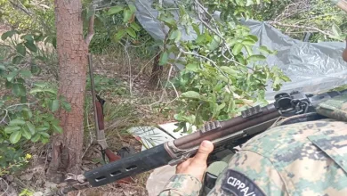 Caçadores ilegais têm acampamento destruído e arma apreendida na Bahia