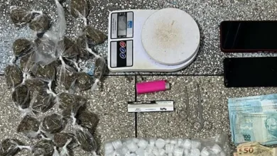 Cinco homens são presos por tráfico de drogas