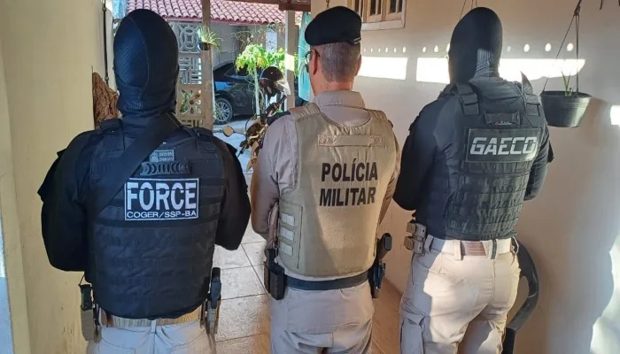 Policiais são presos por obstruir investigação sobre milícias e ameaçar testemunha