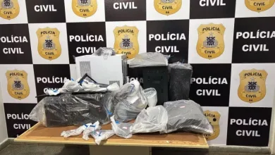 Material apreendido com os suspeitos